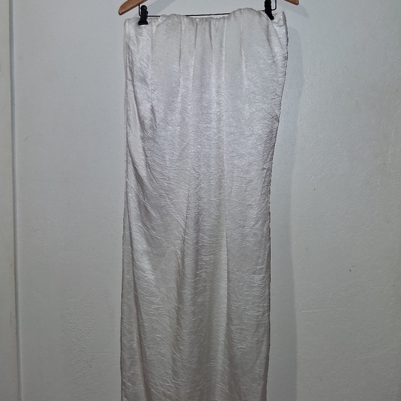 ANNA OCTOBER White Tiana Crinkled Dress - Picture 6 of 15